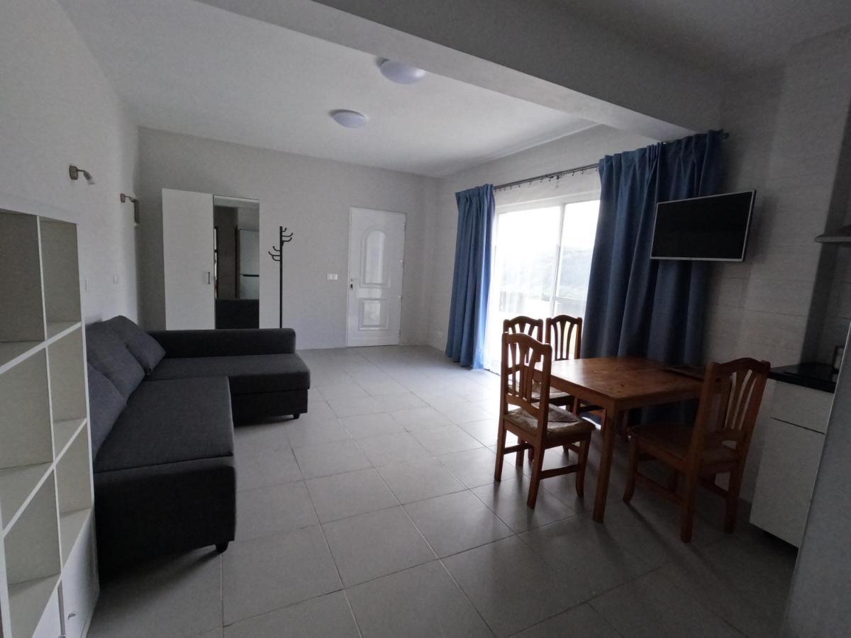 Apartamentos Praia Do Almoxarife 오르타 외부 사진